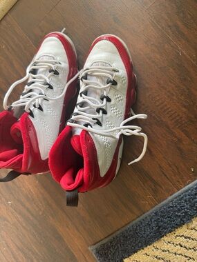Jordan 9 Retro. White Gym Red. 7Y/ Women 8.5
